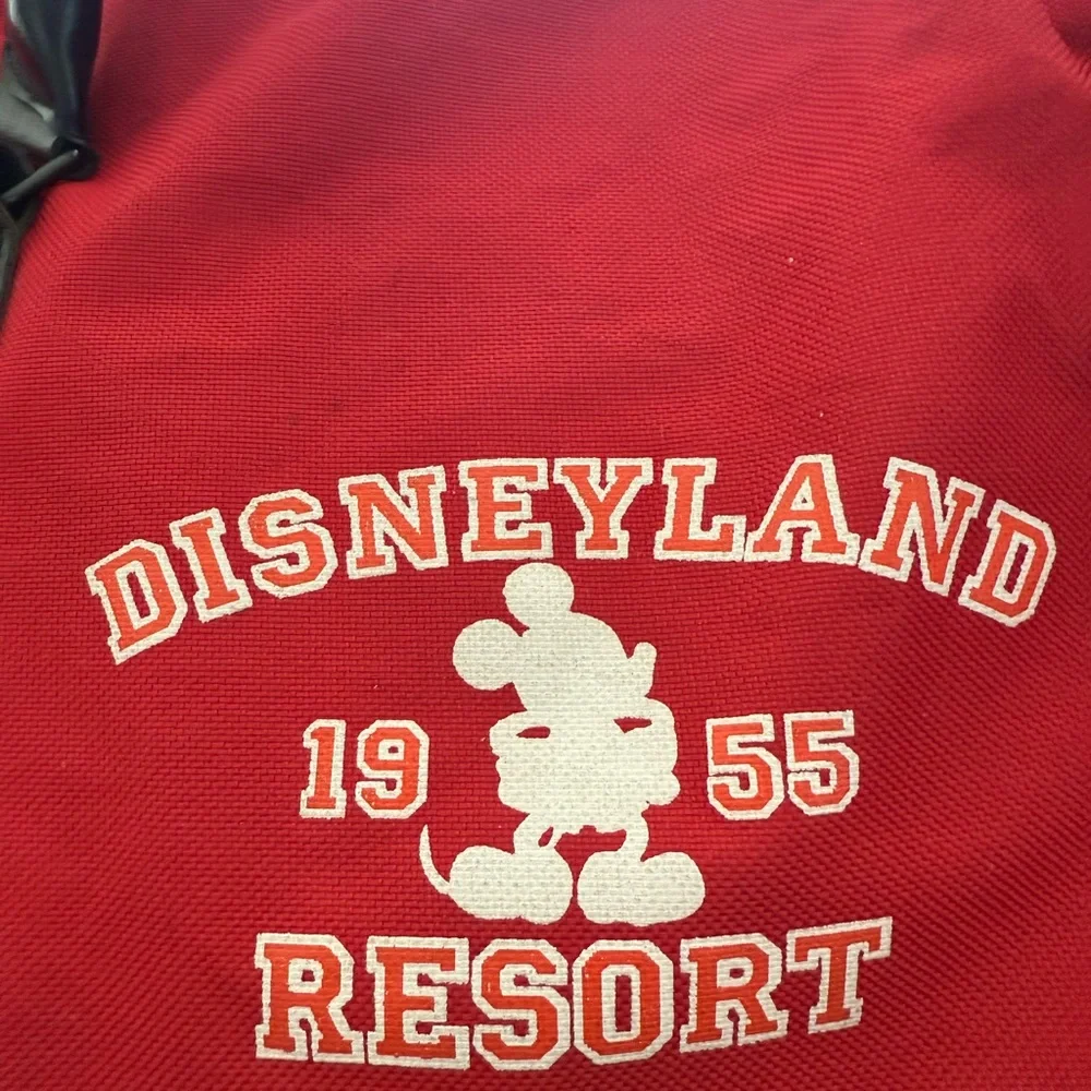 Authentic Disney resort vintage 1955 Mickey Mouse duffel bag‎ in red. - Picture 2 of 7